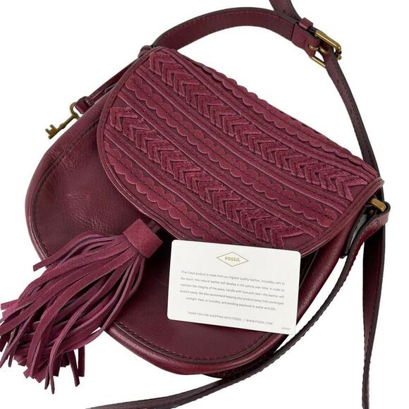 Fossil Emi Red Tassel Leather Saddle Crossbody Bag Color Wine - Picture 9 of 16